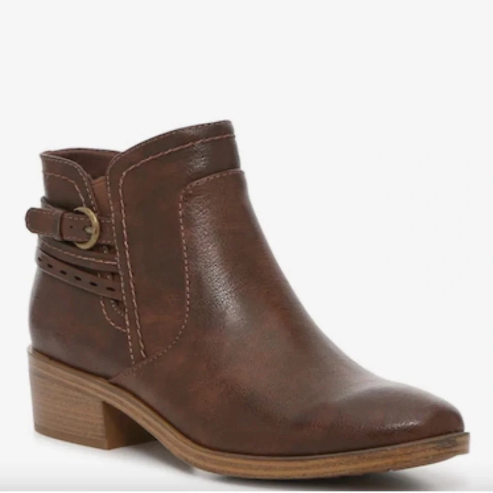 Baretraps Medley Brown comfy ankle booties - Picture 1 of 13